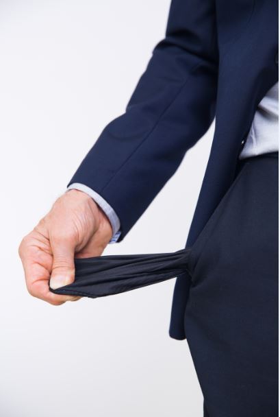 inadimplente e endividado